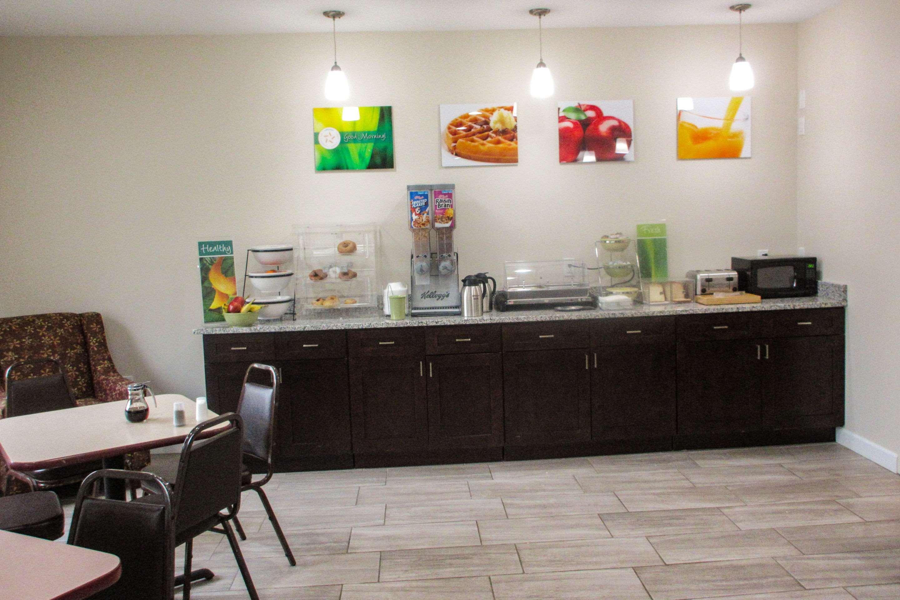 Quality Inn Sawyer Ngoại thất bức ảnh